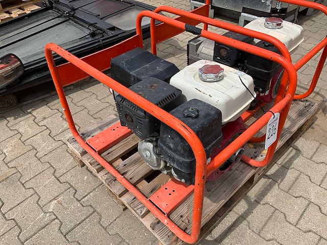 2017 europower ep6500t stroom aggregaat - afbeelding 1 van  8