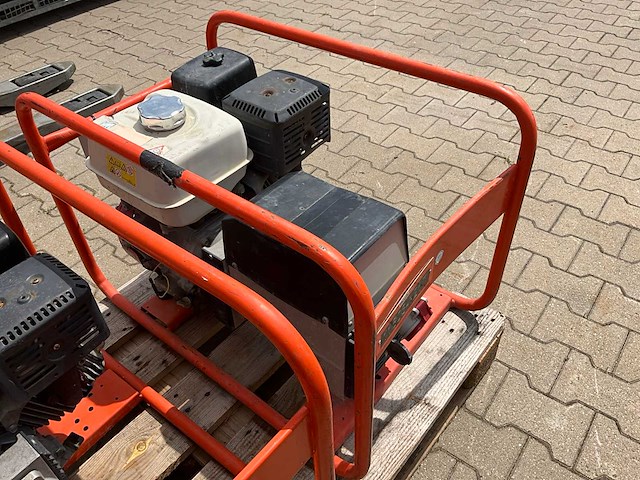 2017 europower ep6500t stroom aggregaat - afbeelding 3 van  8