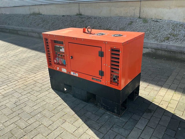 2017 europower eps 113 tde noodstroomaggregaat - afbeelding 1 van  4