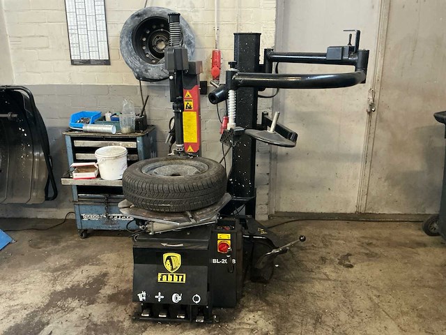 2017 fabbri bl-202b banden de-en montageapparaat - afbeelding 7 van  14