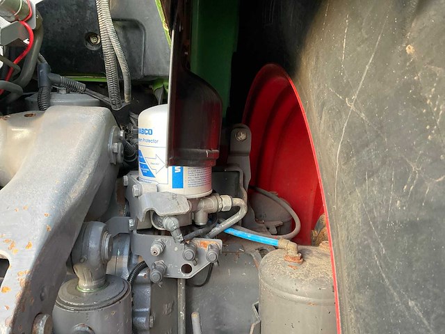 2017 fendt 720 vario s4 vierwielaangedreven landbouwtractor - afbeelding 31 van  50