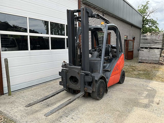2017 fenwick linde h25t-02 vorkheftruck - afbeelding 1 van  8