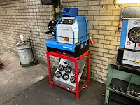 2017 finn power p20 hydraulische slangen pers - afbeelding 1 van  7