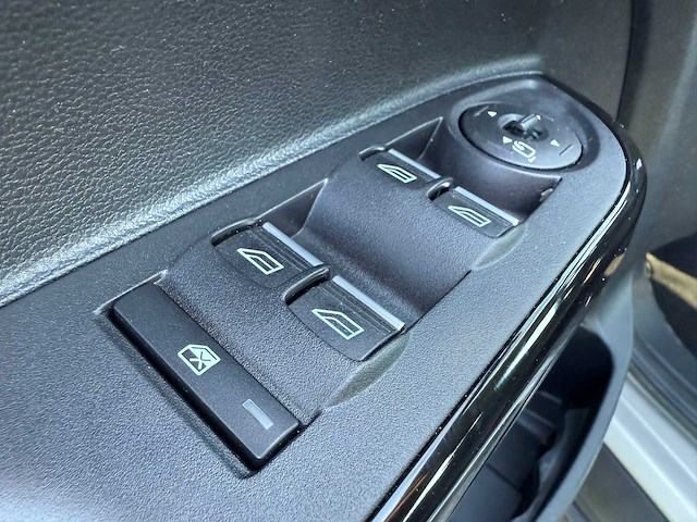 2017 ford b-max 1.0 ecob. titanium personenauto - afbeelding 14 van  17