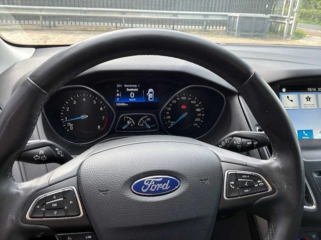 2017 ford focus wagon 1.0 titanium personenauto - afbeelding 2 van  23