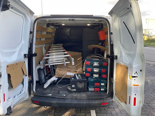 2017 ford transit custom 270 2.0 tdci l1h1 tr bedrijfswagen l1h1 - afbeelding 19 van  28