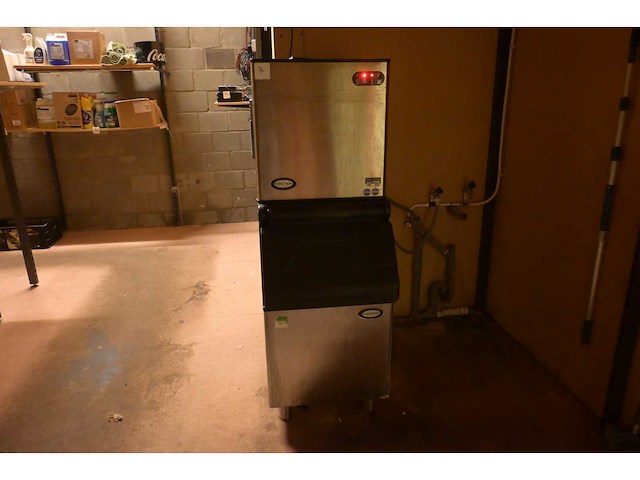 2017 foster f132 a ix 230 ijsblokjesmachine - afbeelding 1 van  5