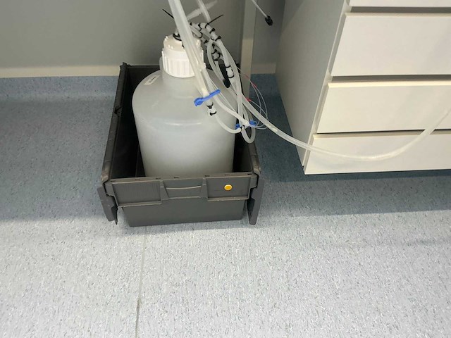 2017 ge healthcare äktapuur chromatografiesysteem met fraction coleector f9-r - afbeelding 4 van  4