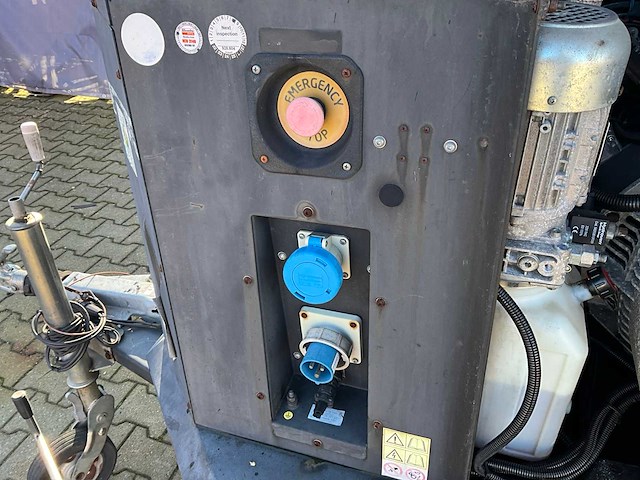 2017 generac mobile products v20 led lichtmast aanhangwagen - afbeelding 4 van  24