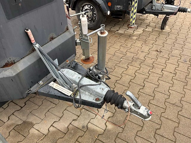 2017 generac mobile products vb9 v20 lichtmast aanhangwagen - afbeelding 4 van  18