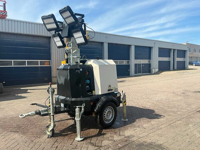 2017 generac v20 bouwlamp - afbeelding 1 van  24