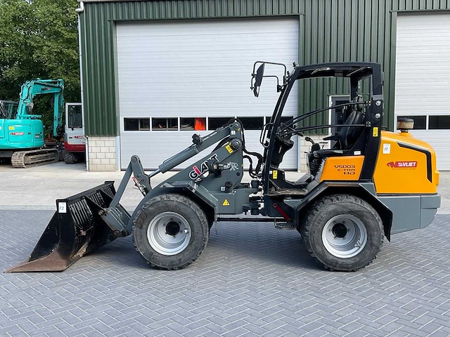 2017 giant v5003 x-tra hd 45+ shovel (c) - afbeelding 26 van  29