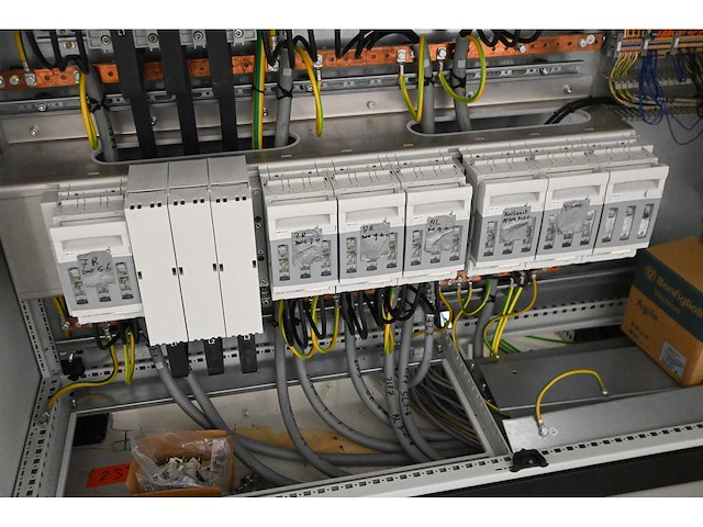 2017 global oven systems tcre 3-zone polyimide uithardings glas rol oven (c) - afbeelding 6 van  47
