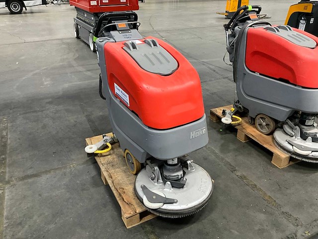 2017 hako scrubmaster b45 cl schrobzuigmachine - afbeelding 4 van  11