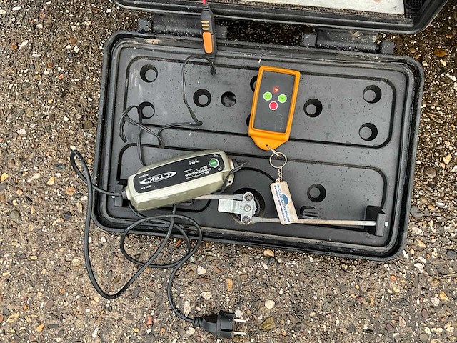 2017 hapert ta aanhangwagen autoambulance - afbeelding 10 van  24