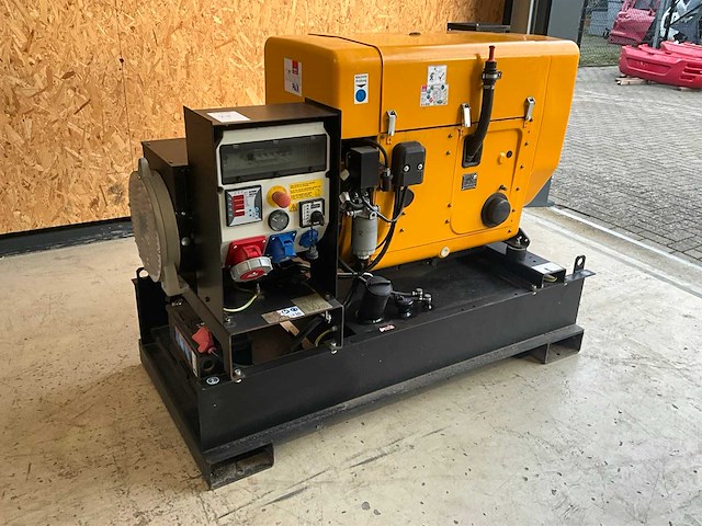 2017 hatz diesel stromerzeuger 31,5-4-3/s104 noodstroomaggregaat - afbeelding 5 van  10