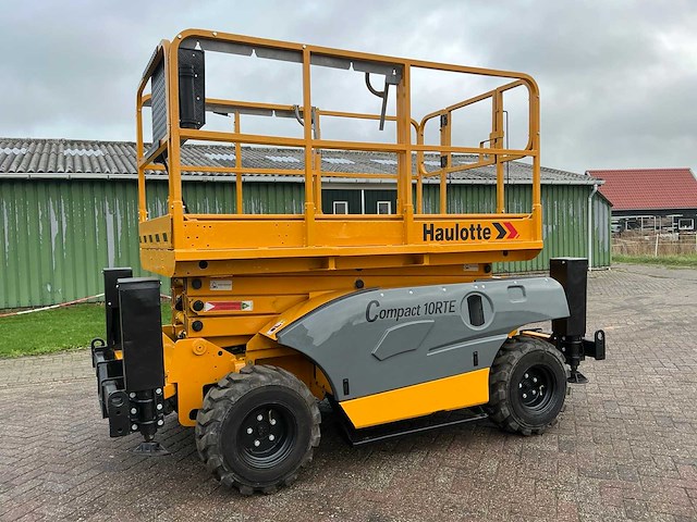 2017 haulotte compact c10rte hoogwerker - afbeelding 1 van  22