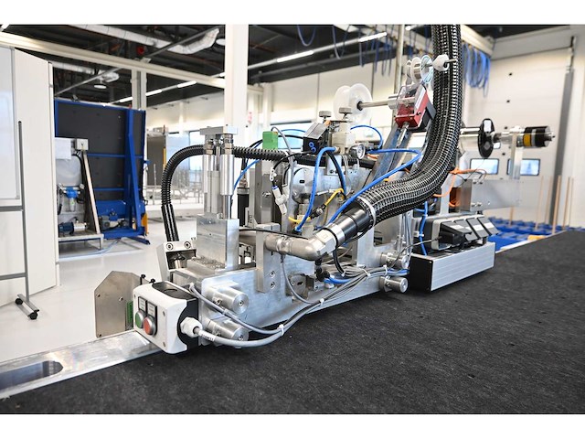 2017 hegla / knoll busbar makerp-3330 / luftkissentisch lt 9020 (kantelbare) vacuüm, soldeer tractor en isoleer assemblage tafel - afbeelding 8 van  44