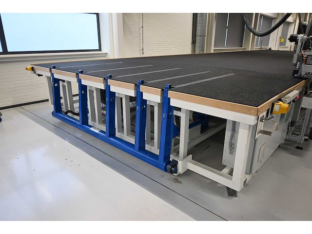 2017 hegla / knoll busbar makerp-3330 / luftkissentisch lt 9020 (kantelbare) vacuüm, soldeer tractor en isoleer assemblage tafel - afbeelding 13 van  44