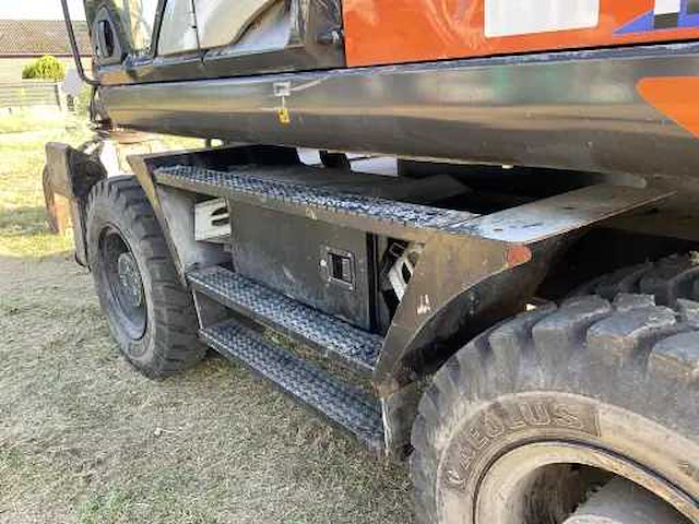 2017 hitachi zaxis 140 w-6 mobiele kraan - afbeelding 4 van  31