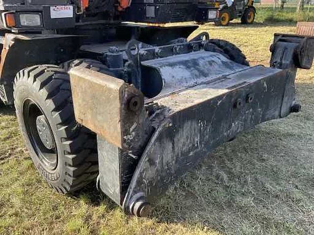 2017 hitachi zaxis 140 w-6 mobiele kraan - afbeelding 25 van  31