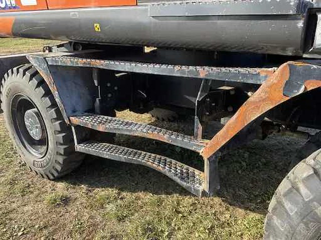 2017 hitachi zaxis 140 w-6 mobiele kraan - afbeelding 27 van  31