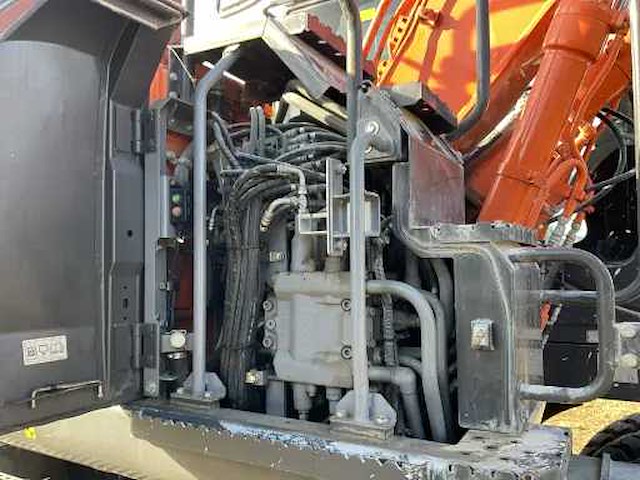 2017 hitachi zaxis 140 w-6 wheeled excavator - afbeelding 24 van  31