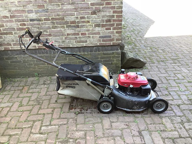 2017 honda hrh 536 grasmaaier - afbeelding 1 van  1