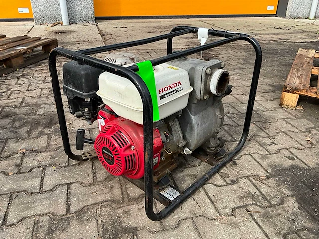 2017 honda wt30x vuilwaterpomp - afbeelding 1 van  5