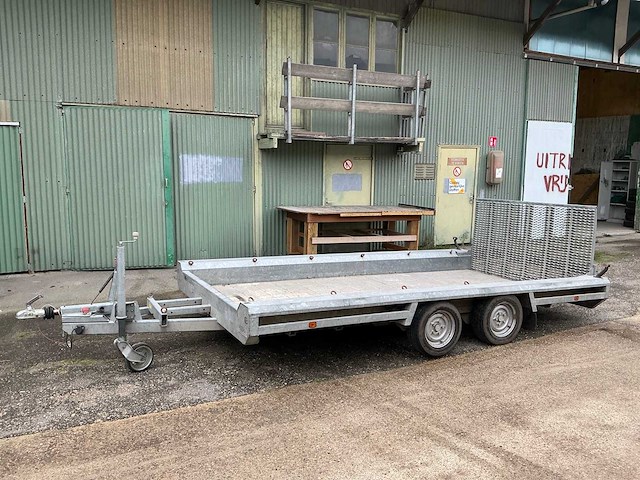 2017 hulco machinetransporter - afbeelding 1 van  9