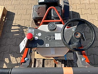 2017 husqvarna fs400lv asfaltzaagmachine / betonzaagmachine - afbeelding 7 van  11