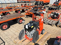 2017 husqvarna fs400lv asfaltzaagmachine / betonzaagmachine - afbeelding 1 van  11