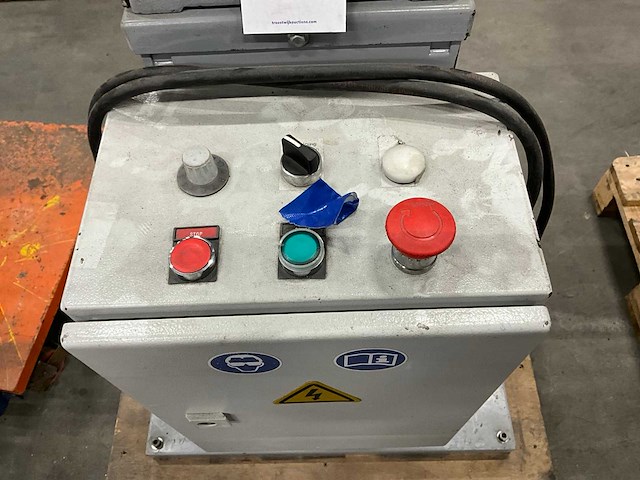 2017 huvema hu 73 pr dubbele borstelmachine - afbeelding 6 van  7