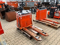 2017 hyster p2.0 elektrische palletwagen - afbeelding 6 van  11