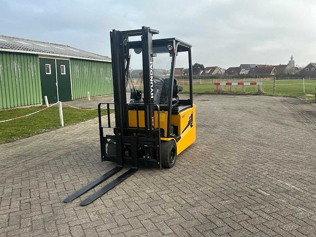 2017 hyundai 18bt-9 vorkheftruck - afbeelding 6 van  13