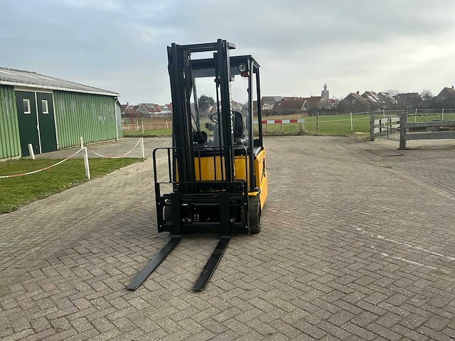 2017 hyundai 18bt-9 vorkheftruck - afbeelding 8 van  14