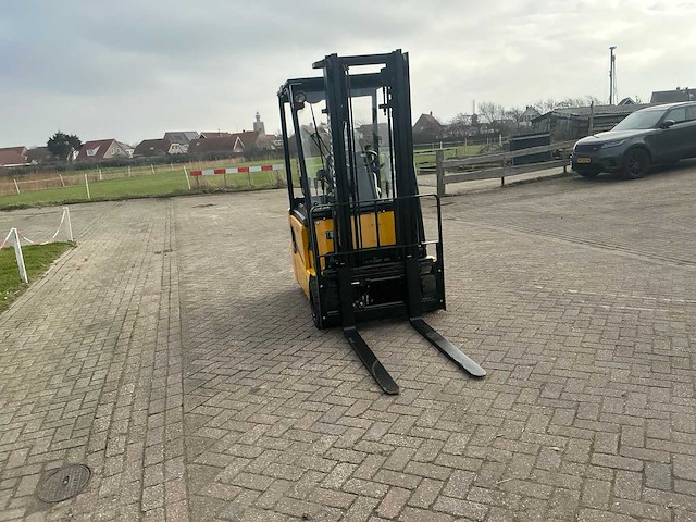 2017 hyundai 18bt-9 vorkheftruck - afbeelding 9 van  14