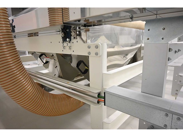 2017 ifg - eltosch grafix glas space unit met benteler aanvoer rollenbaan en uitvoer rollenbaan (c) - afbeelding 4 van  27