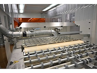 2017 ifg - eltosch grafix glas space unit met benteler aanvoer rollenbaan en uitvoer rollenbaan (c) - afbeelding 1 van  27