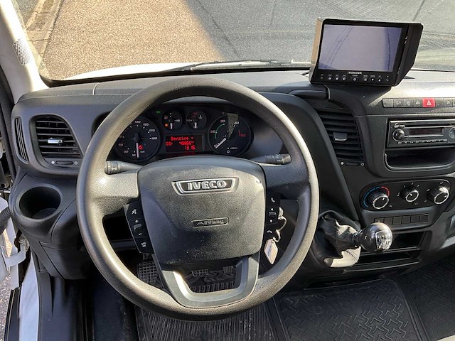 2017 iveco daily 3.0 cng bedrijswagen - afbeelding 13 van  37