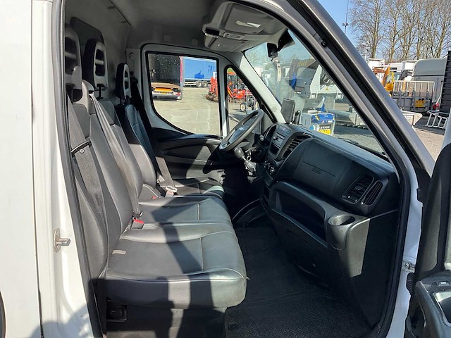 2017 iveco daily 3.0 cng bedrijswagen - afbeelding 22 van  37