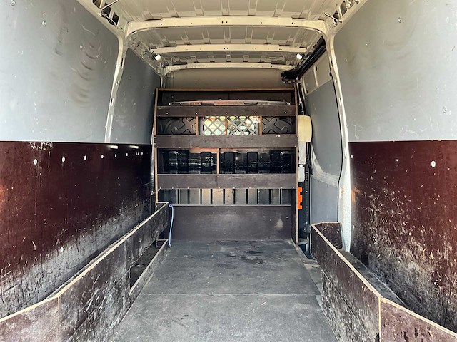 2017 iveco daily 3.0 cng bedrijswagen - afbeelding 28 van  37