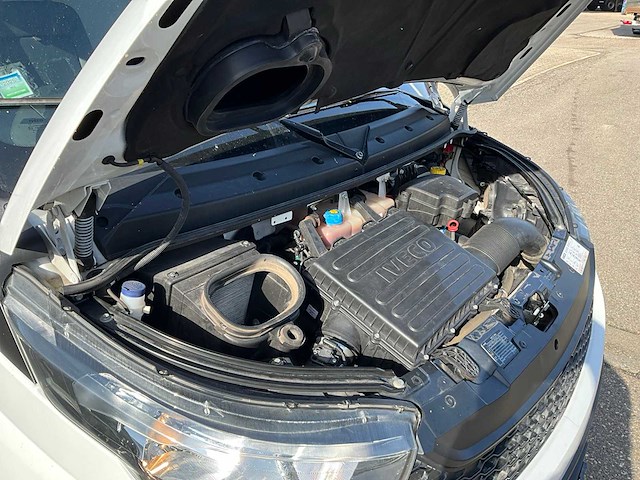 2017 iveco daily 3.0 cng bedrijswagen - afbeelding 30 van  37