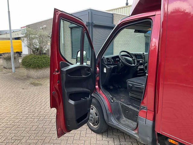 2017 iveco daily 35c16v 2.3 410 h2 bedrijfswagen - afbeelding 18 van  22