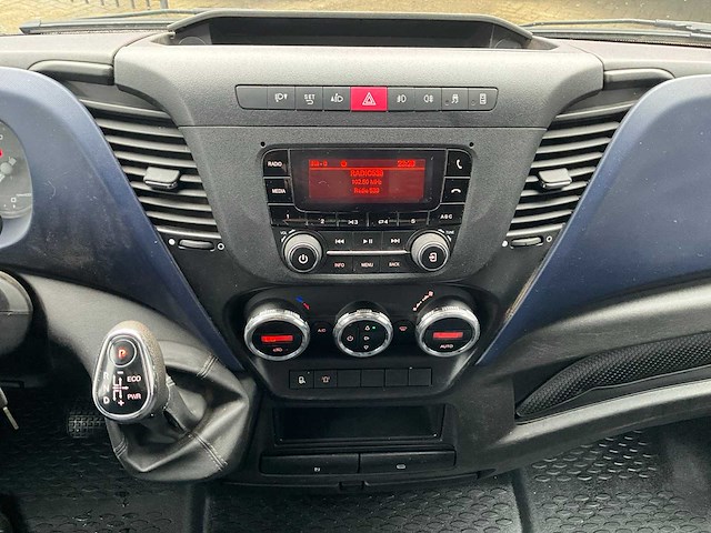 2017 iveco daily 35s14v 2.3 352 h2 l bedrijfswagen - afbeelding 3 van  22