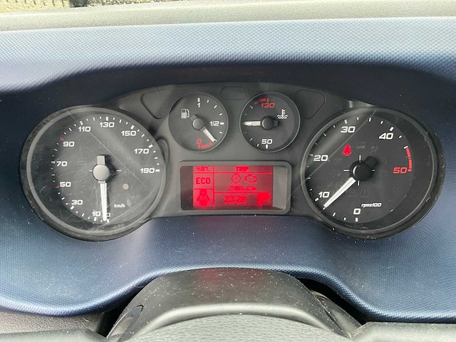 2017 iveco daily 35s14v 2.3 352 h2 l bedrijfswagen - afbeelding 4 van  22