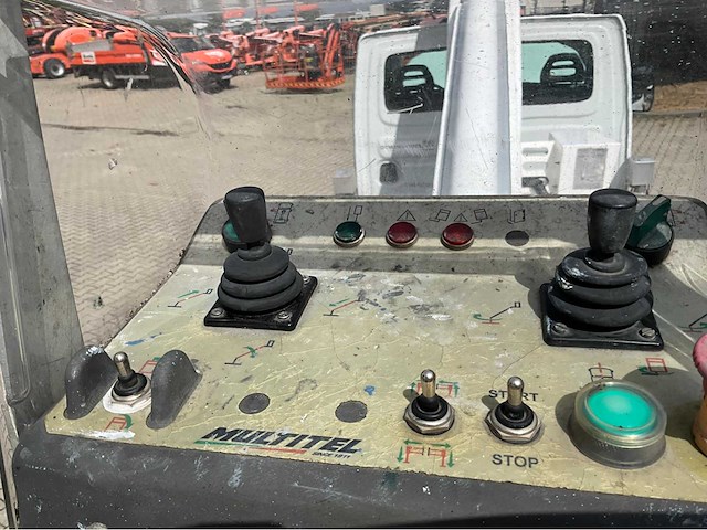 2017 iveco / multitel daily / mt204ex 35s12 2.3 375 telescoop autohoogwerker - afbeelding 10 van  42