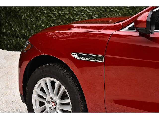 2017 jaguar f-pace 20d prestige suv btw auto - afbeelding 20 van  74