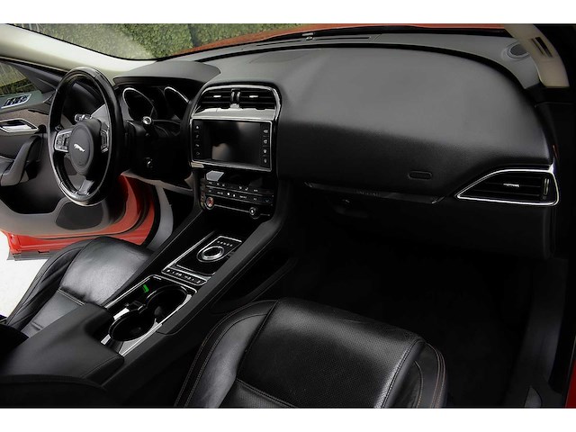 2017 jaguar f-pace 20d prestige suv btw auto - afbeelding 51 van  74