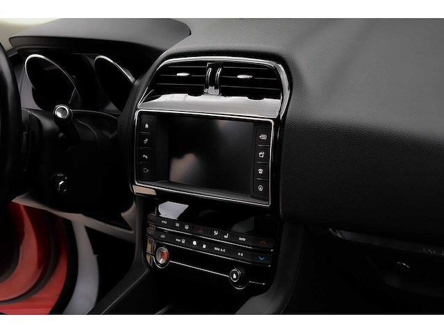 2017 jaguar f-pace 20d prestige suv btw auto - afbeelding 53 van  74